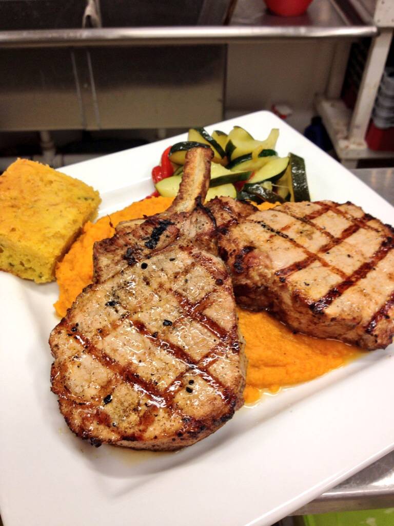 The Bullhouse | restaurant | 6369 Main St, Chestertown, NY 12817, USA | 5184948027 OR +1 518-494-8027