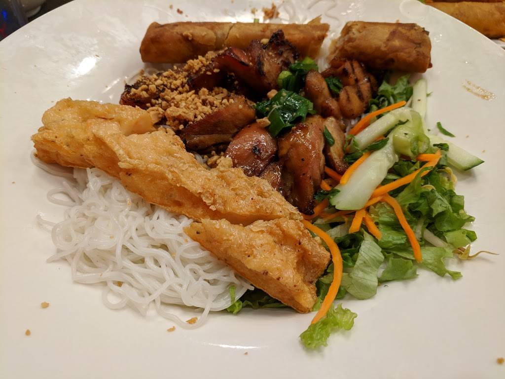 Pho Grand Vietnamese Noodle & Grill | restaurant | 4013 Grand Ave, Chino, CA 91710, USA | 9095482848 OR +1 909-548-2848