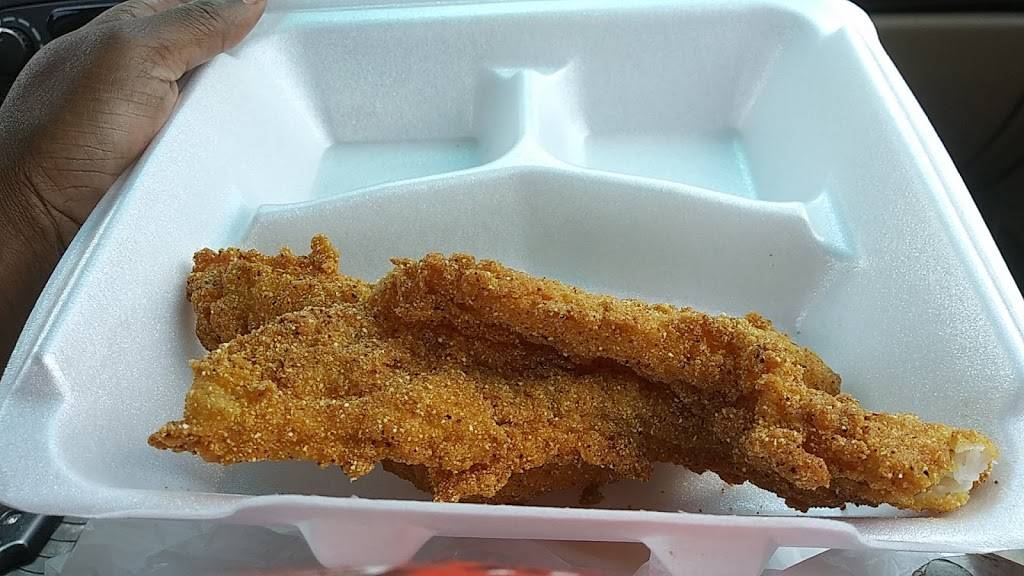 Captain Ds | restaurant | 2065 Metropolitan Pkwy SW, Atlanta, GA 30315, USA | 4047682468 OR +1 404-768-2468