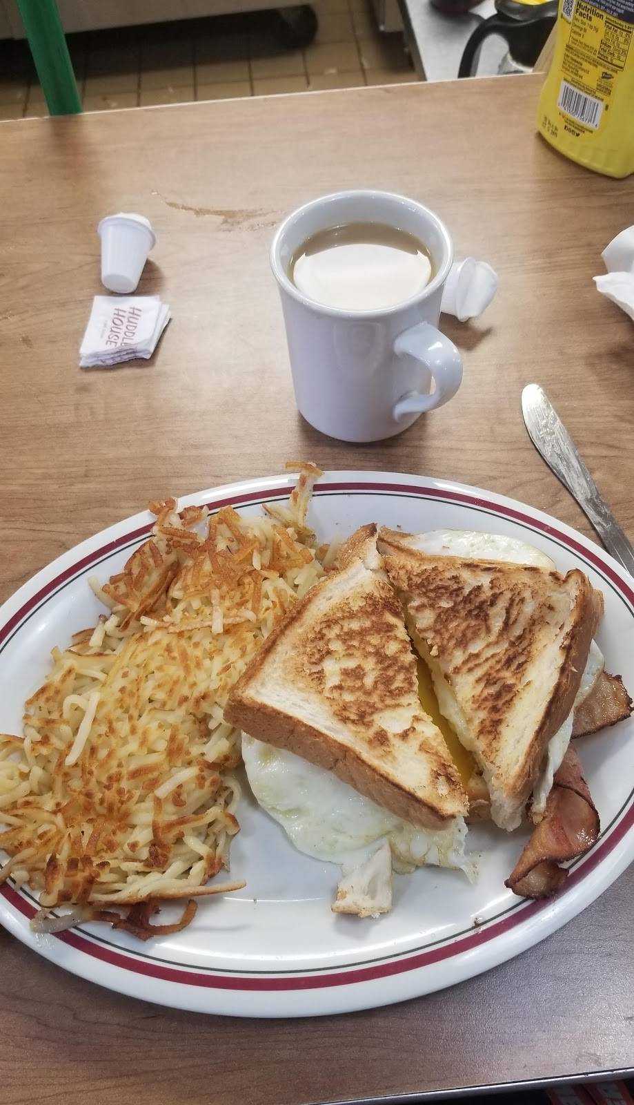 Huddle House | meal takeaway | 9800 Westbank Expy, Westwego, LA 70094, USA | 5043554240 OR +1 504-355-4240