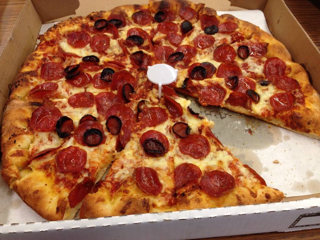 Chester Cab Pizza | restaurant | 707 Park Ave, Rochester, NY 14607, USA | 5852448211 OR +1 585-244-8211