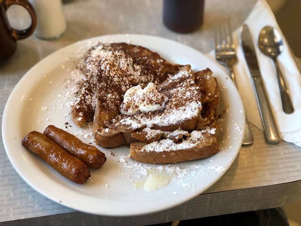 Townhouse Restaurant | meal takeaway | 139 N Central Ave, Oviedo, FL 32765, USA | 4073655151 OR +1 407-365-5151