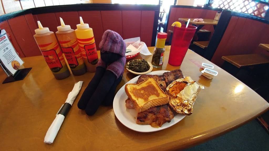 Woodys Bar-B-Q | restaurant | 2227 W New Haven Ave, West Melbourne, FL 32904, USA | 3219519163 OR +1 321-951-9163