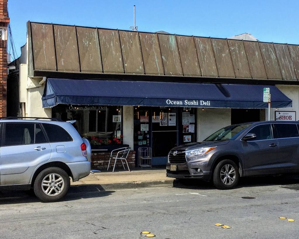 Ocean Sushi Deli | restaurant | 165 Webster St, Monterey, CA 93940, USA | 8316459876 OR +1 831-645-9876