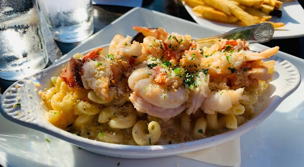 Ada’s Fish House | restaurant | 558 Price St, Pismo Beach, CA 93449, USA | 8055563077 OR +1 805-556-3077