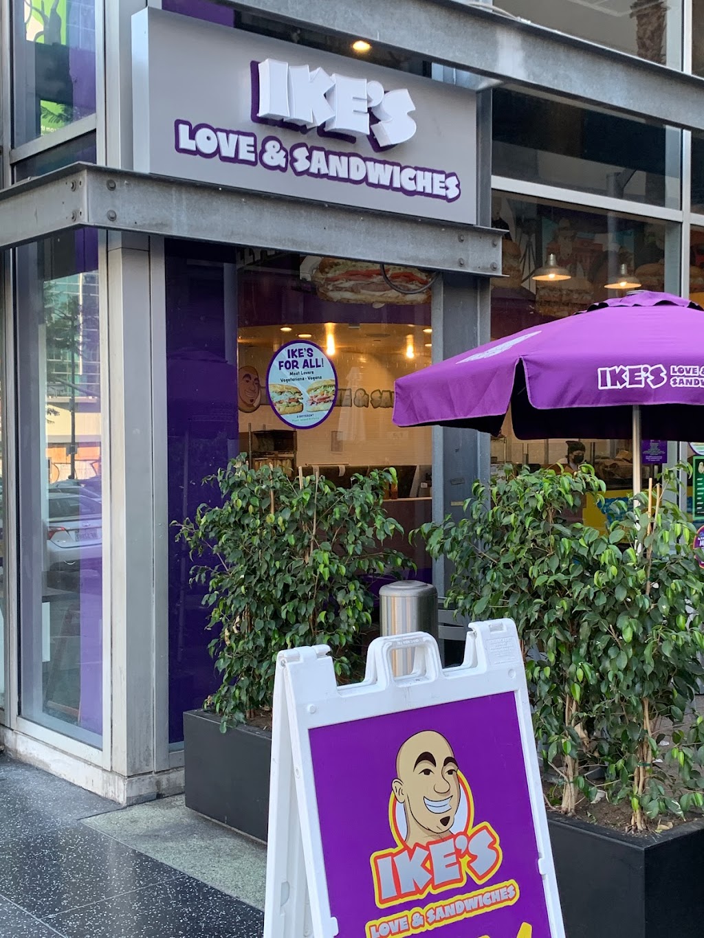 Ikes Love & Sandwiches | restaurant | 1517 Vine St unit 107, Los Angeles, CA 90028, USA | 3233726400 OR +1 323-372-6400