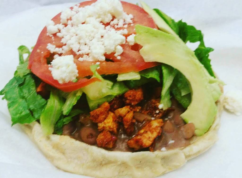 Las Molenderas Restaurant | restaurant | 2635 Gage Ave, Huntington Park, CA 90255, USA | 3235831933 OR +1 323-583-1933