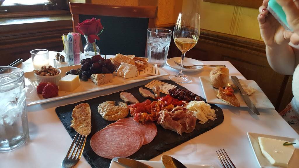 The Metro Wine Bar & Bistro | restaurant | 6418 N Western Ave, Oklahoma City, OK 73116, USA | 4058409463 OR +1 405-840-9463