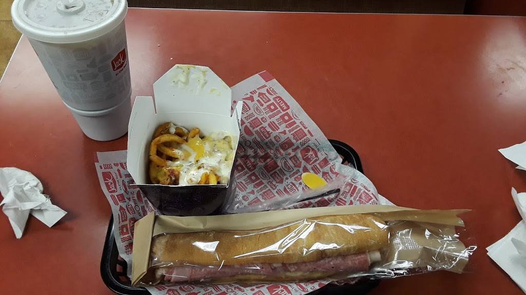 Jack in the Box | restaurant | 13648 Van Nuys Blvd, Pacoima, CA 91331, USA | 8188966362 OR +1 818-896-6362