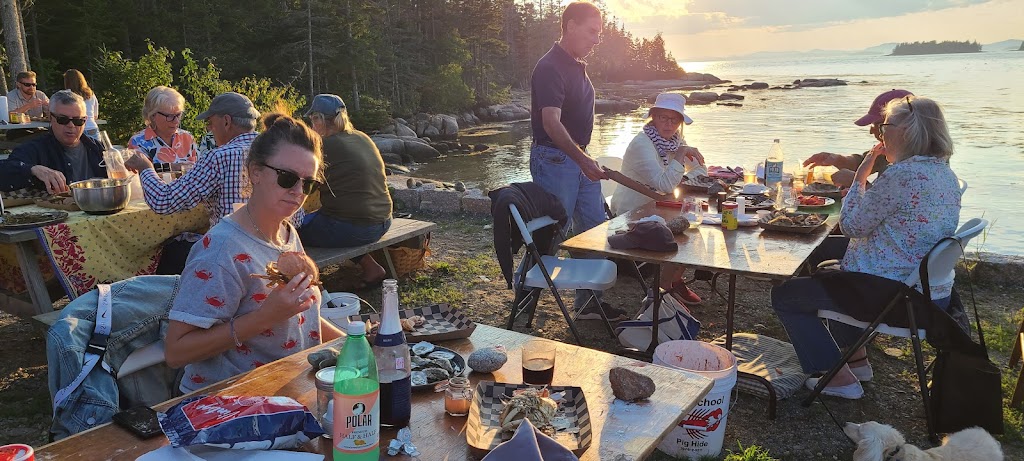 Burnt Cove Boil | restaurant | 4 Willies Way, Stonington, ME 04681, USA | 2078148528 OR +1 207-814-8528