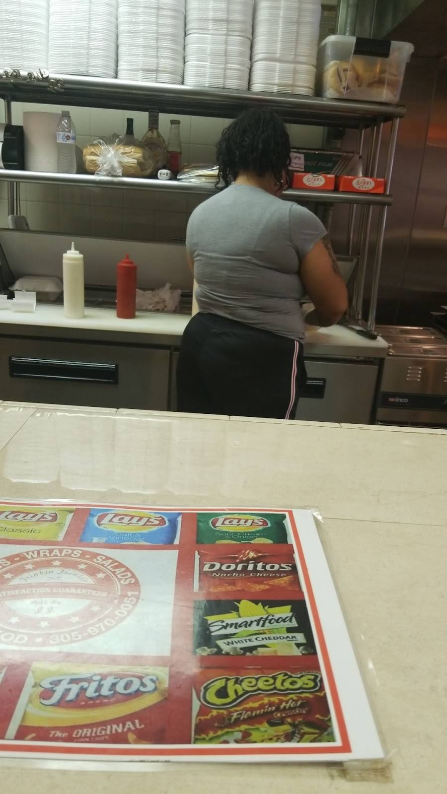 Trinkin Trinkin | restaurant | 20717 NW 2nd Ave, Miami Gardens, FL 33169, USA | 7869556012 OR +1 786-955-6012