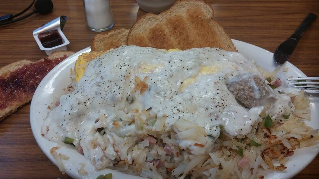 Village Inn | restaurant | 121 W Main St, Morenci, MI 49256, USA | 5174582538 OR +1 517-458-2538