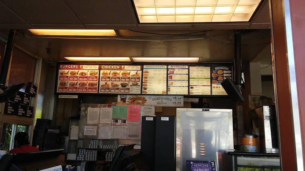 Jack in the Box | restaurant | 24175 Mission Blvd, Hayward, CA 94544, USA | 5102745455 OR +1 510-274-5455