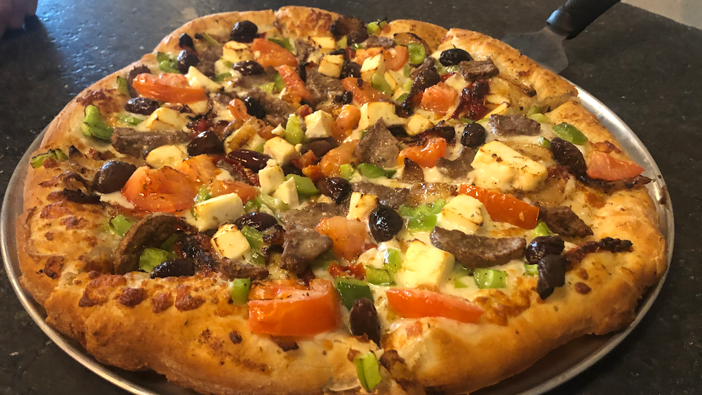 Back 9 Pizza & Pub | restaurant | 1671 Hoffman Rd Suite 50, Green Bay, WI 54311, USA | 9206322034 OR +1 920-632-2034