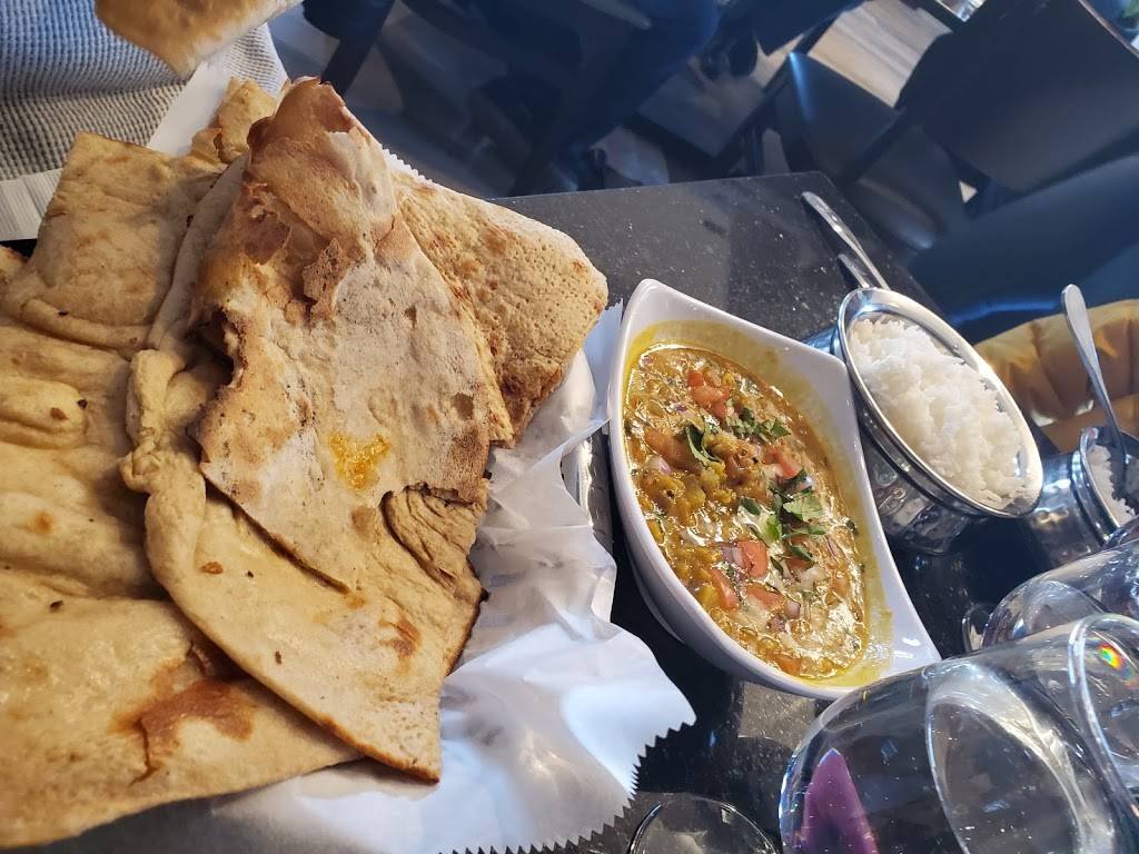 A2B- Adyar Ananda Bhavan Indian Vegetarian Cuisine | restaurant | 645 Elden St, Herndon, VA 20170, USA | 2026560859 OR +1 202-656-0859