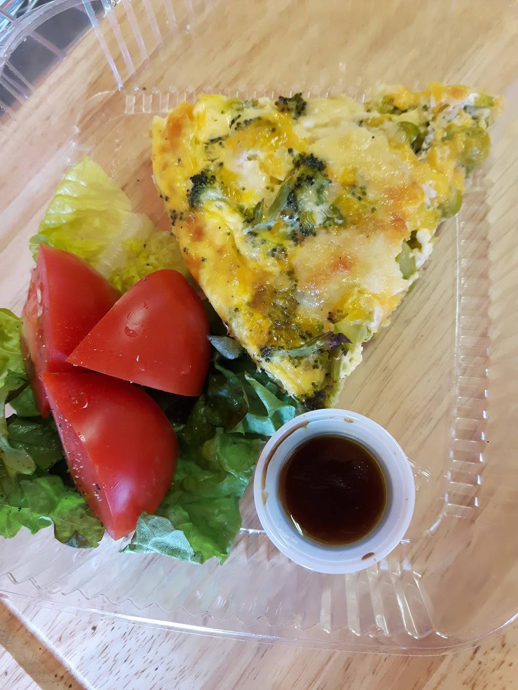 Patricia Roses | restaurant | 242 Water St N, Cambridge, ON N1R 3C1, Canada | 2262204608 OR +1 226-220-4608