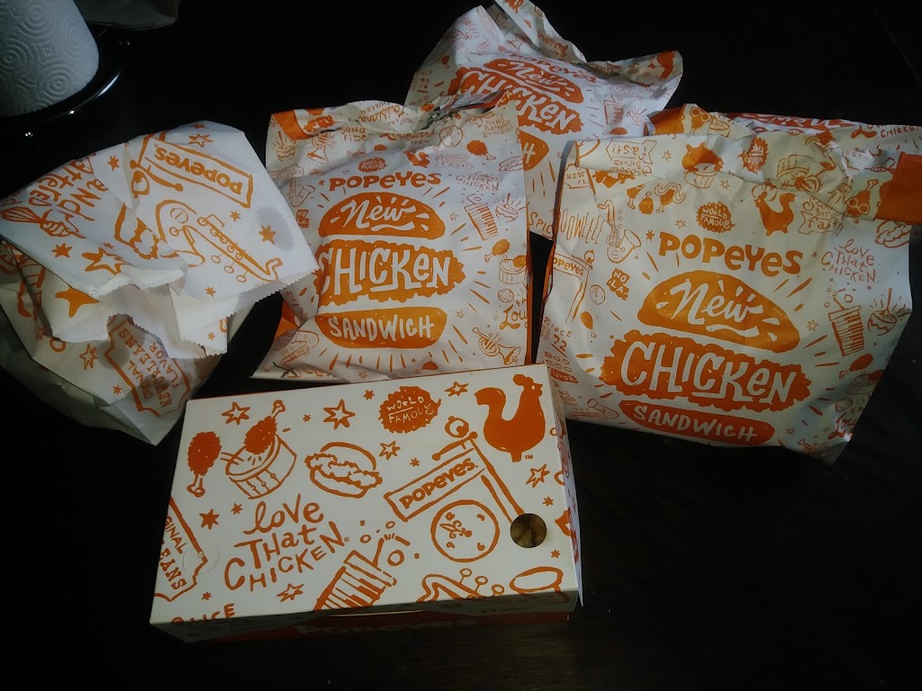 Popeyes Louisiana Kitchen | restaurant | 2335 Boca Chica Blvd, Brownsville, TX 78521, USA | 9565740685 OR +1 956-574-0685