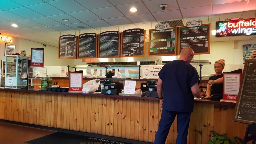 New England Roast Beef Inc | restaurant | 33 Park Ave, Worcester, MA 01605, USA | 5087561991 OR +1 508-756-1991