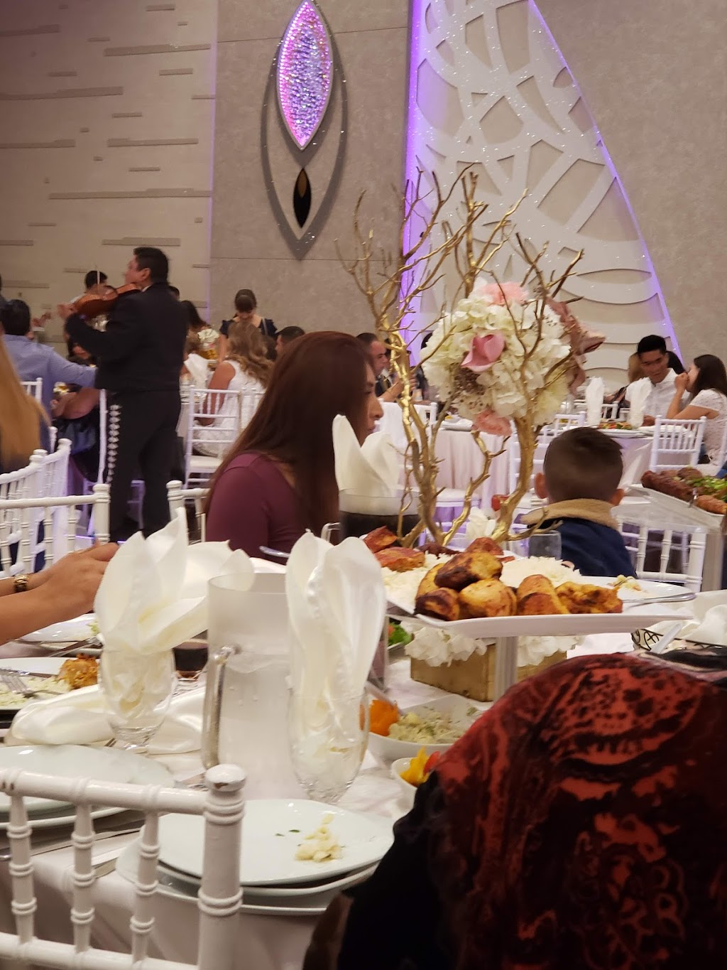 Olympia Banquet Hall | restaurant | 16922 Sherman Way, Van Nuys, CA 91406, USA | 8189962828 OR +1 818-996-2828