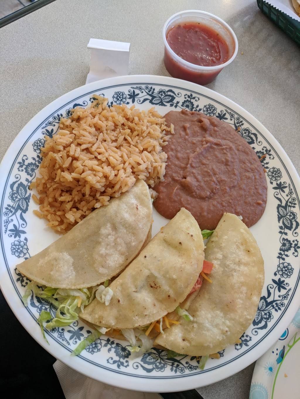 Letis Tacos | restaurant | 313 S Cavin St, Ligonier, IN 46767, USA | 2608947671 OR +1 260-894-7671