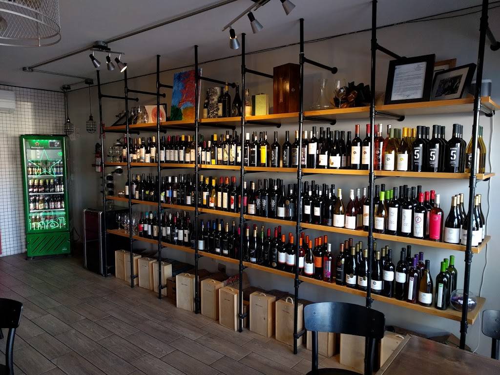 Enoteca Urbana - Tinto & Blanco | restaurant | 22014, Blvd. Agua Caliente 407, Aviacion, 22014 Tijuana, B.C., Mexico | 016646817964 OR +52 664 681 7964