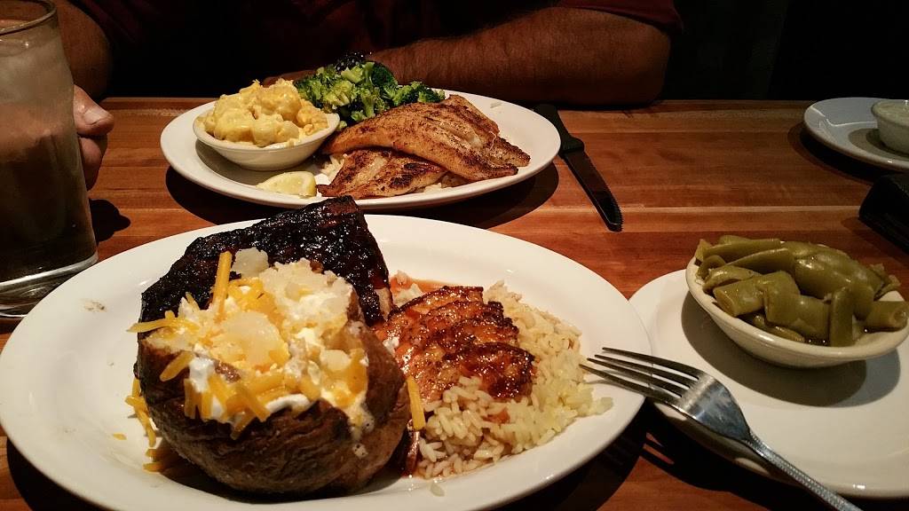 Cheddars Scratch Kitchen | restaurant | 5424 O St, Lincoln, NE 68510, USA | 4024880357 OR +1 402-488-0357