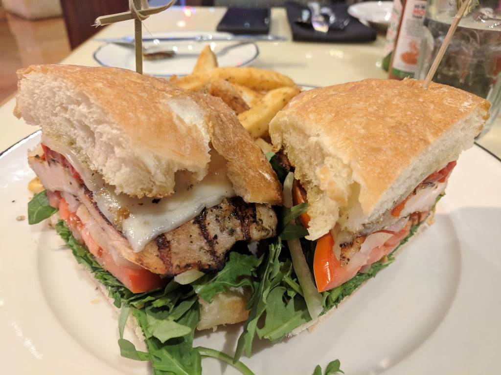 Pearl Oyster Bar and Grill | restaurant | 407 N Virginia St, Reno, NV 89501, USA | 7753294777 OR +1 775-329-4777