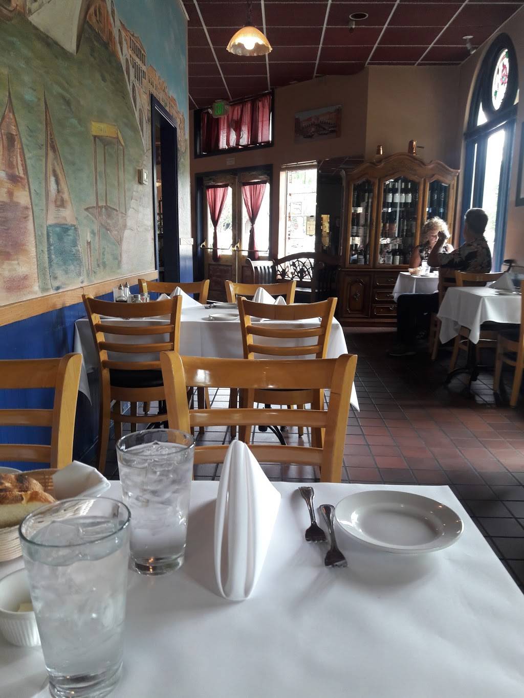 La Veranda Cafe | cafe | 6201 Center St, Clayton, CA 94517, USA | 9255240011 OR +1 925-524-0011