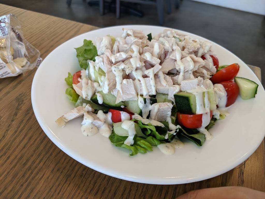 Mile Marker One Restaurant & Bar | restaurant | 75 Essex Ave, Gloucester, MA 01930, USA | 9782832122 OR +1 978-283-2122