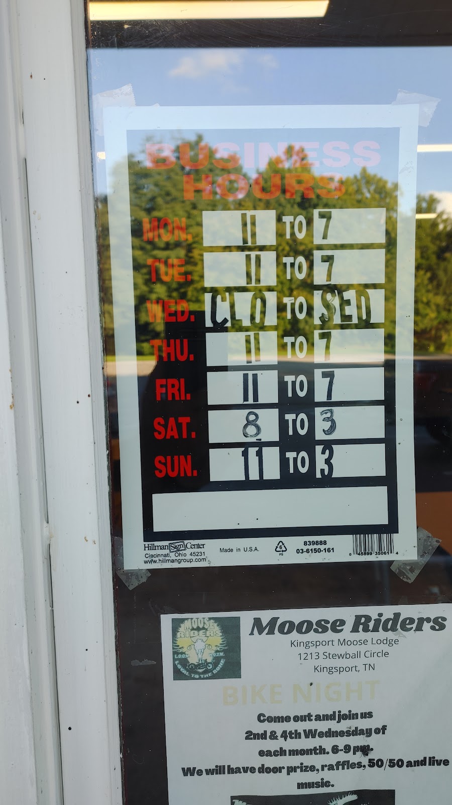 Maple Leaf Diner | restaurant | 401 Richmond St suite 111, Church Hill, TN 37642, USA | 4232562264 OR +1 423-256-2264