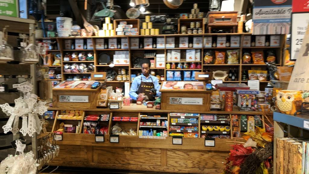 Cracker Barrel Old Country Store | restaurant | 1209 N Litchfield Rd, Goodyear, AZ 85395, USA | 6238565161 OR +1 623-856-5161