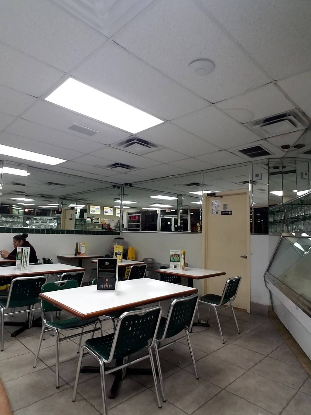 Reys Pizza | restaurant | 6340 SW 8th St, West Miami, FL 33144, USA | 3052652040 OR +1 305-265-2040