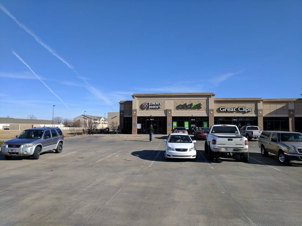 Jimmy Johns | meal delivery | 1661 S Ohio St, Salina, KS 67401, USA | 7858205727 OR +1 785-820-5727