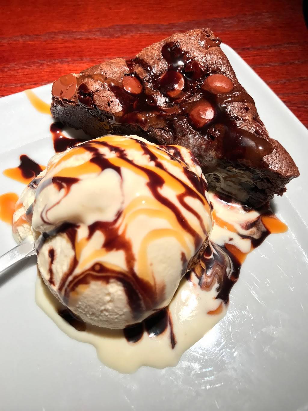 Red Lobster | restaurant | 9345 Monte Vista Ave, Montclair, CA 91763, USA | 9096214806 OR +1 909-621-4806