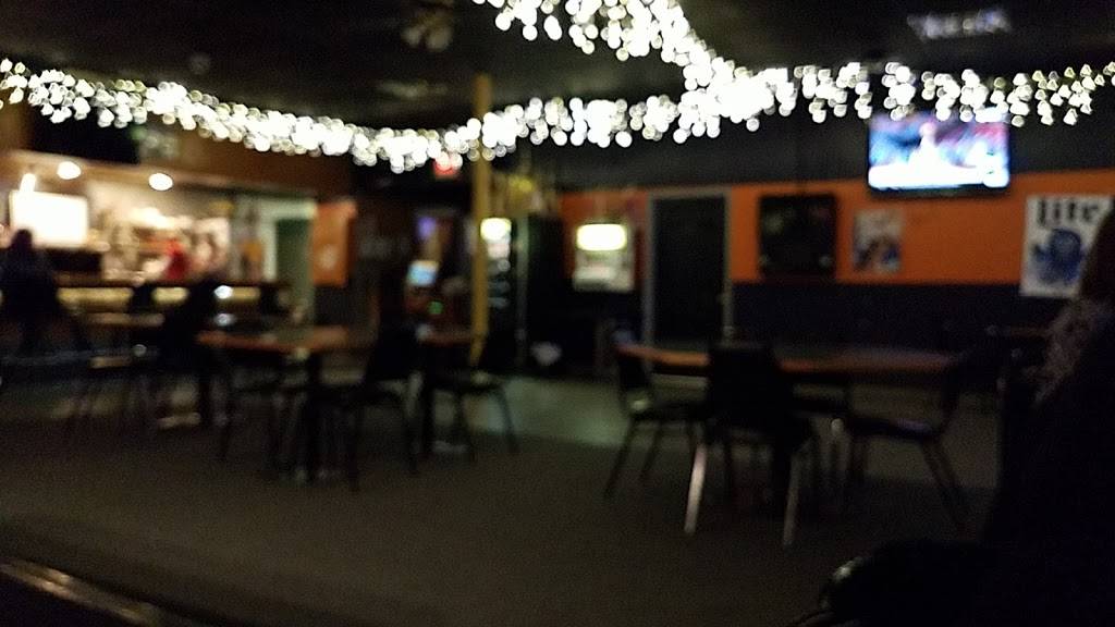 Happy Hour Bar Grill | restaurant | 4424 W Jefferson Ave, Ecorse, MI 48229, USA | 3139282336 OR +1 313-928-2336