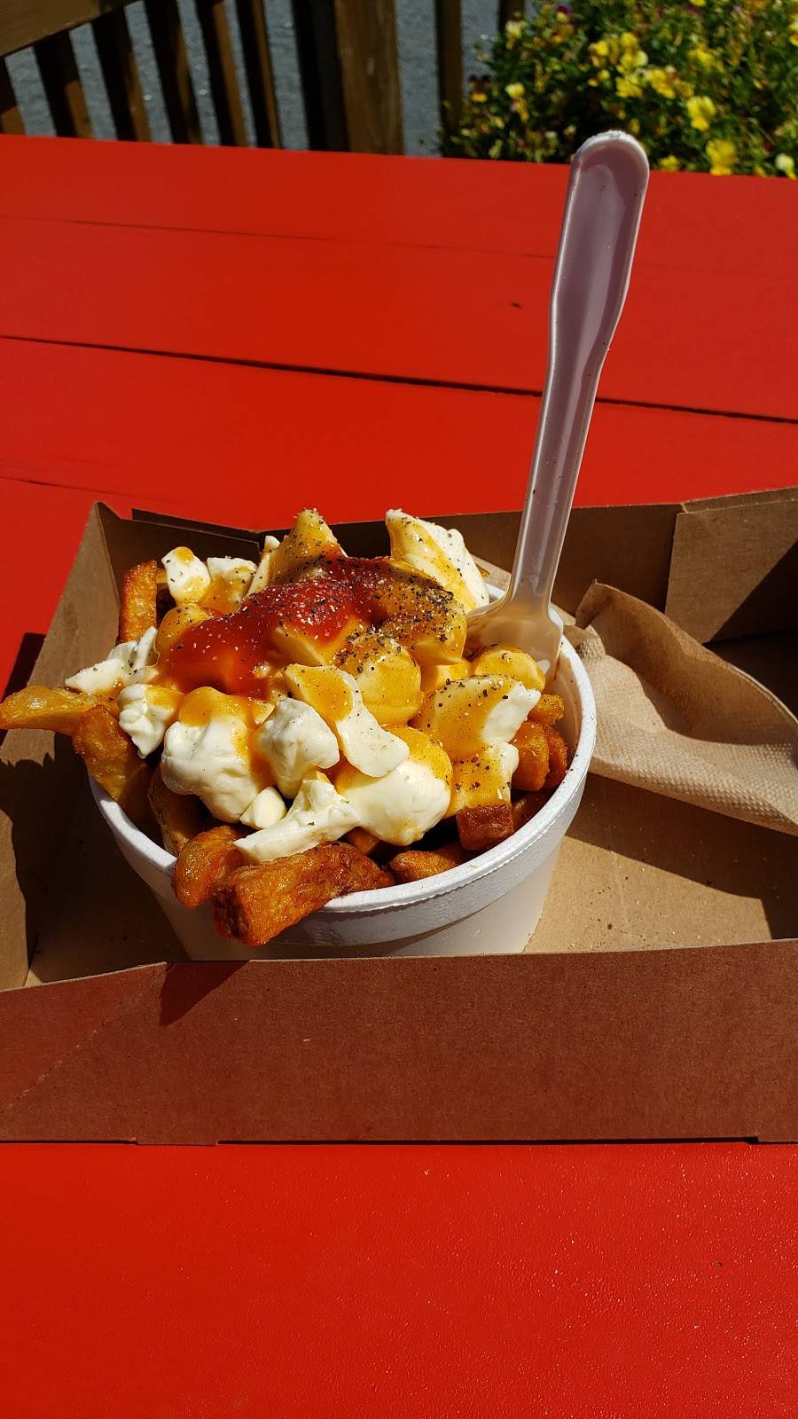 Reine de la Patate | restaurant | 246 Rue Water, Danville, QC J0A 1A0, Canada | 8198393183 OR +1 819-839-3183