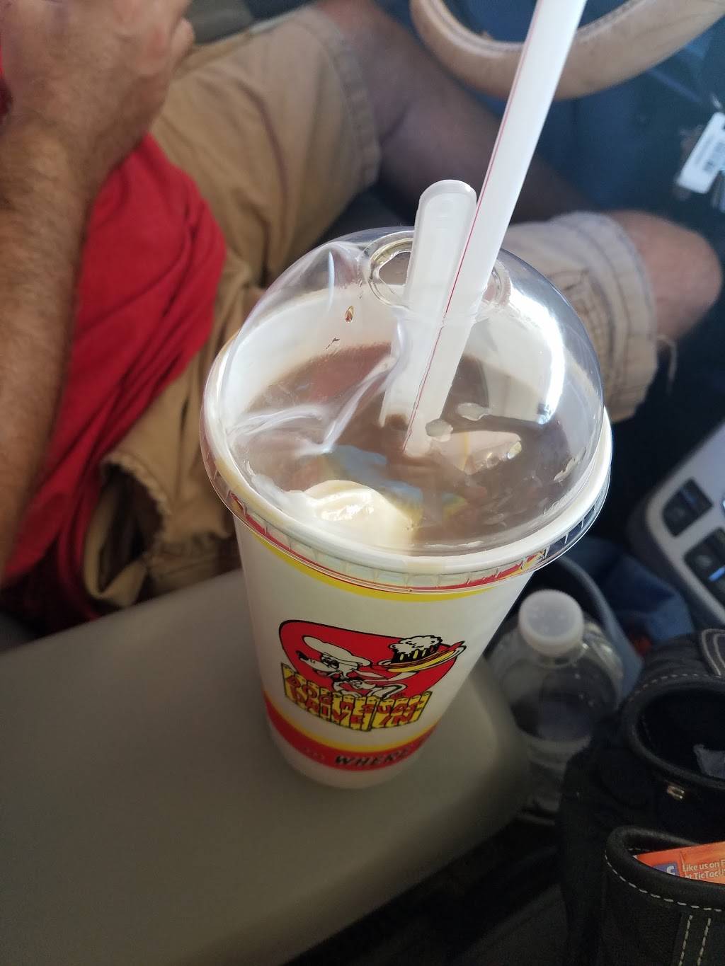 Millers Dog N Suds Drive In | meal takeaway | 517 Washington St, Ingleside, IL 60041, USA | 8475876808 OR +1 847-587-6808