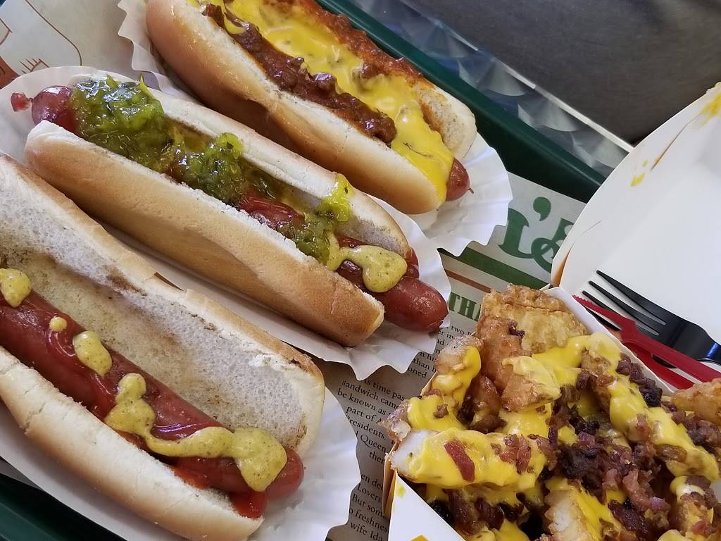 Nathans Famous | restaurant | 1205 Riegelmann Boardwalk, Brooklyn, NY 11224, USA | 7189751905 OR +1 718-975-1905