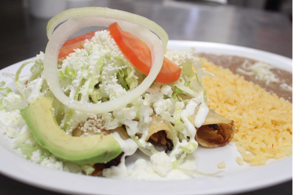 Los Chilangos Mexican Restaurant | restaurant | 1830 W Lincoln Ave, Anaheim, CA 92801, USA | 7149995515 OR +1 714-999-5515