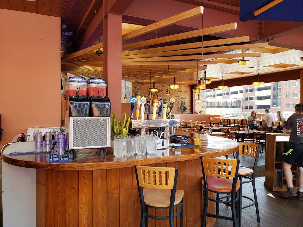 El Azteco | restaurant | 225 Ann St, East Lansing, MI 48823, USA | 5173519111 OR +1 517-351-9111