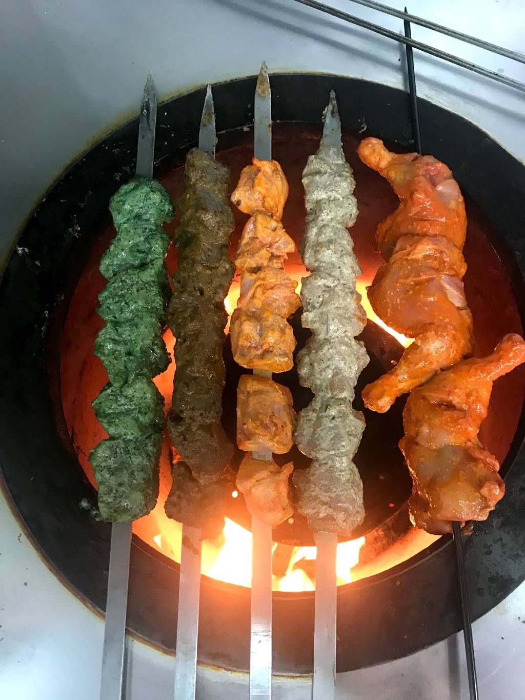 DESI BBQ Halal | restaurant | 36-02 Steinway St, Queens, NY 11101, USA | 7186501750 OR +1 718-650-1750