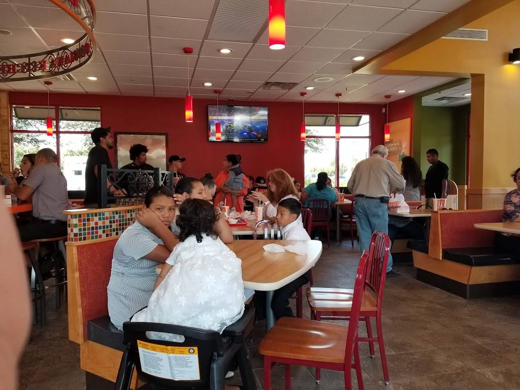 Popeyes Louisiana Kitchen | restaurant | 6945 Camino Arroyo, Gilroy, CA 95020, USA | 4088421111 OR +1 408-842-1111