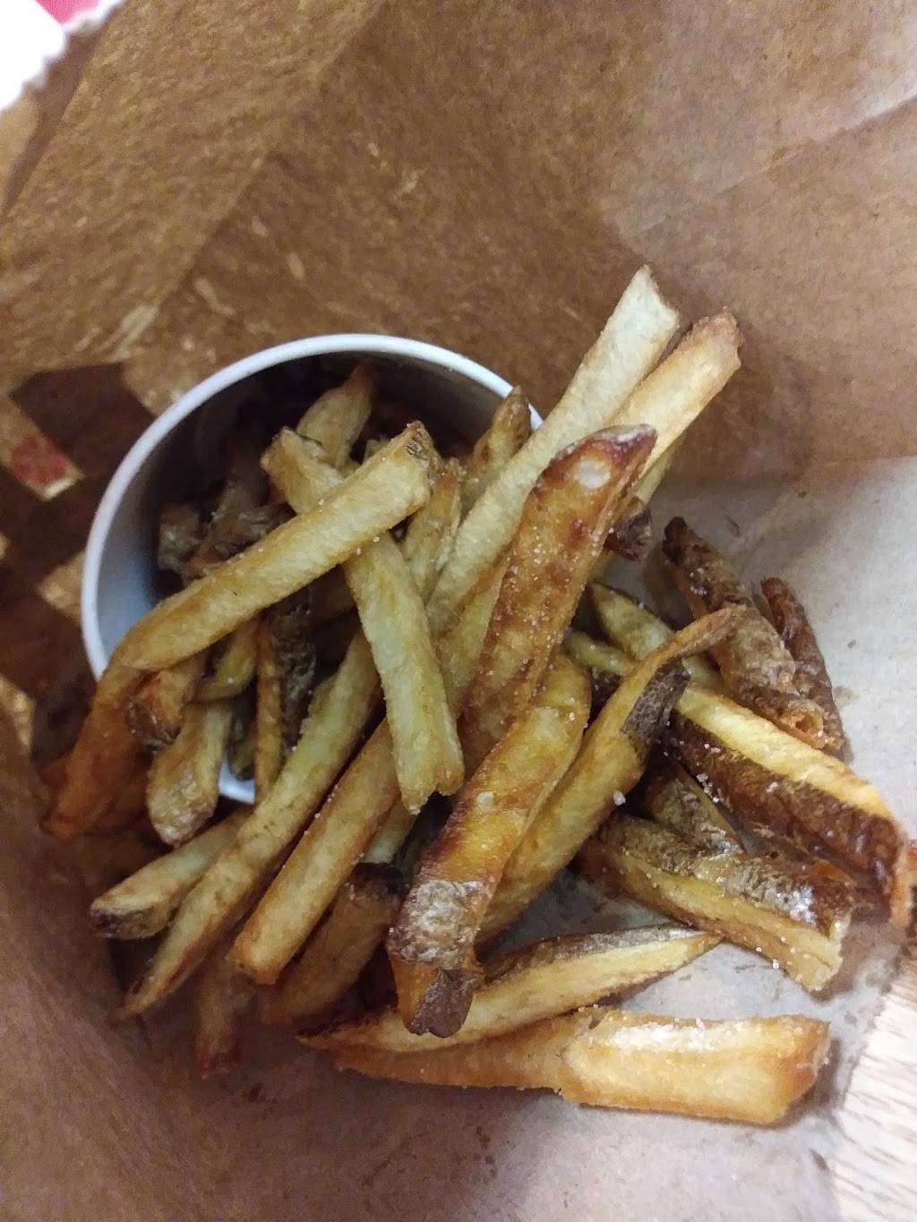 Five Guys | meal takeaway | 3268 Forum Blvd, Fort Myers, FL 33905, USA | 2399364169 OR +1 239-936-4169