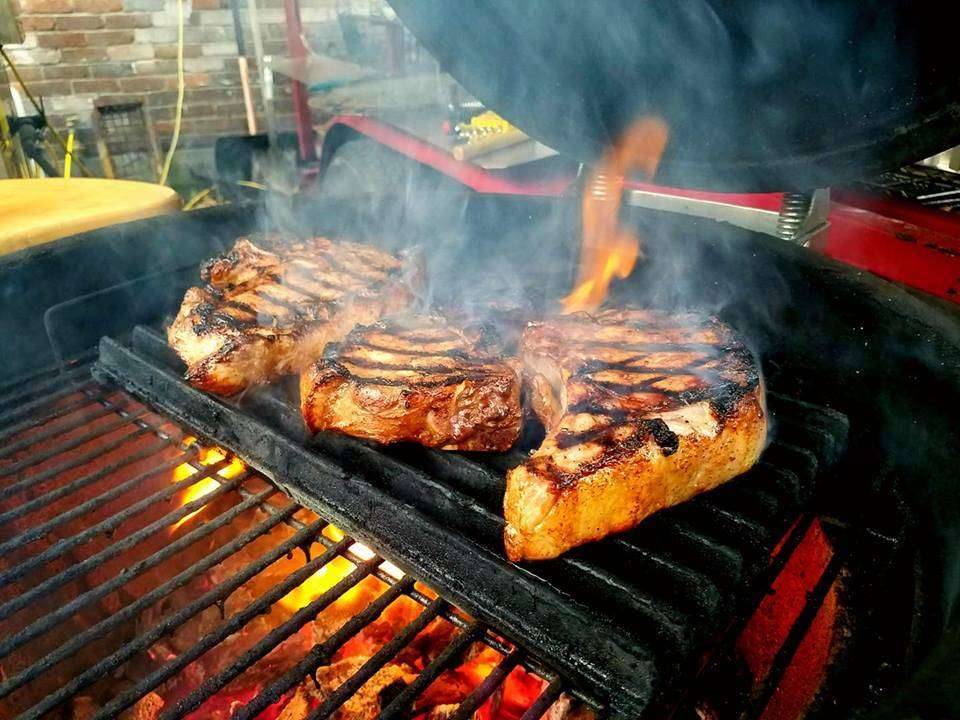 Grilla Grills | restaurant | 558 E 64th St, Holland, MI 49423, USA | 6163927410 OR +1 616-392-7410