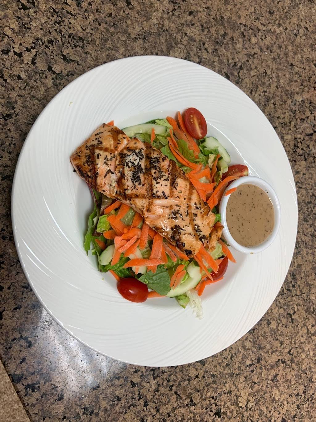 Randall Cafe Bar and Grill | restaurant | 362 S Randall Rd, North Aurora, IL 60542, USA | 6302296057 OR +1 630-229-6057