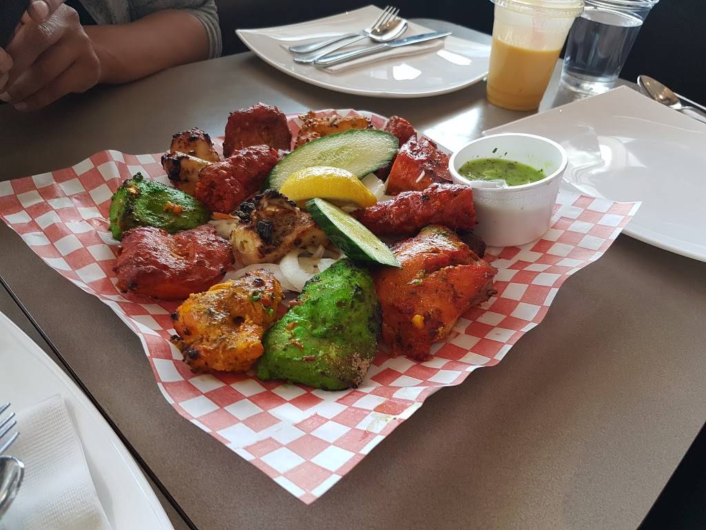 Sweet Palace | restaurant | 1098 Peter Robertson Blvd, Brampton, ON L6R 1G6, Canada | 9057901777 OR +1 905-790-1777