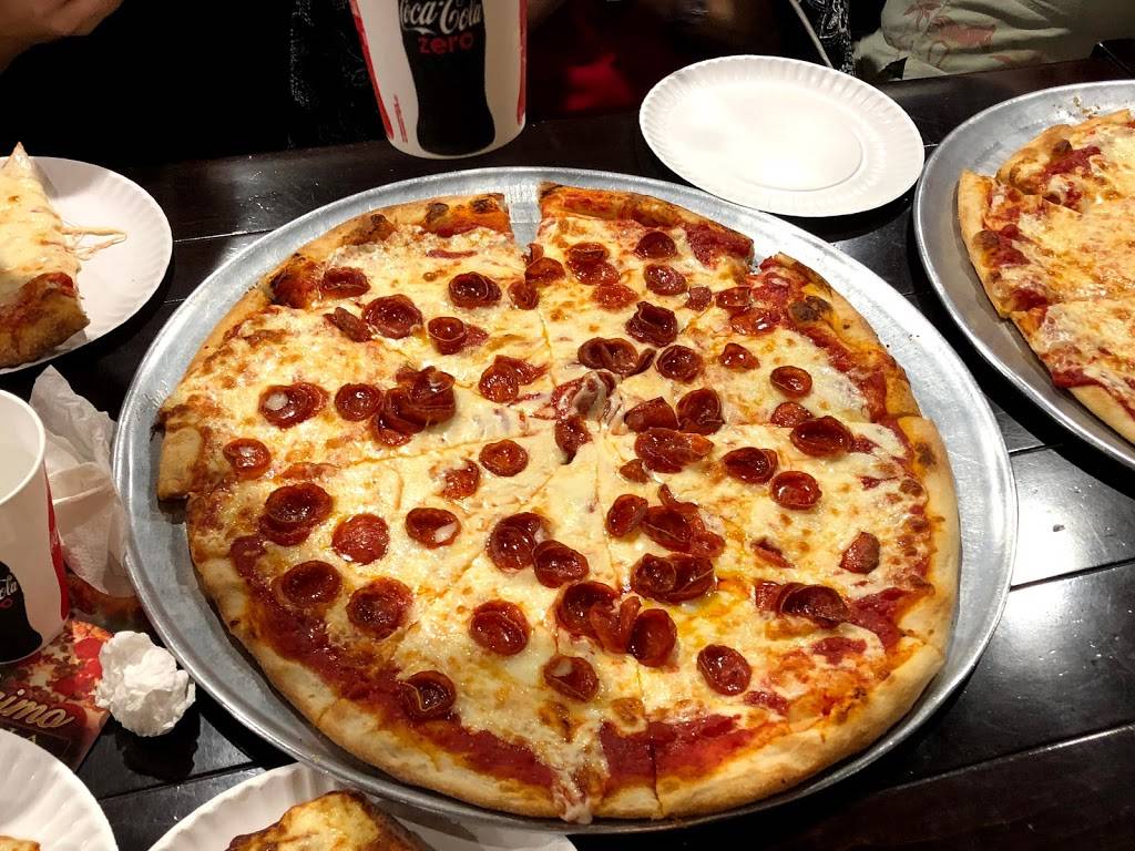 Di Raimo Pizzeria | restaurant | 76 Wall St, Huntington, NY 11743, USA | 6316735755 OR +1 631-673-5755