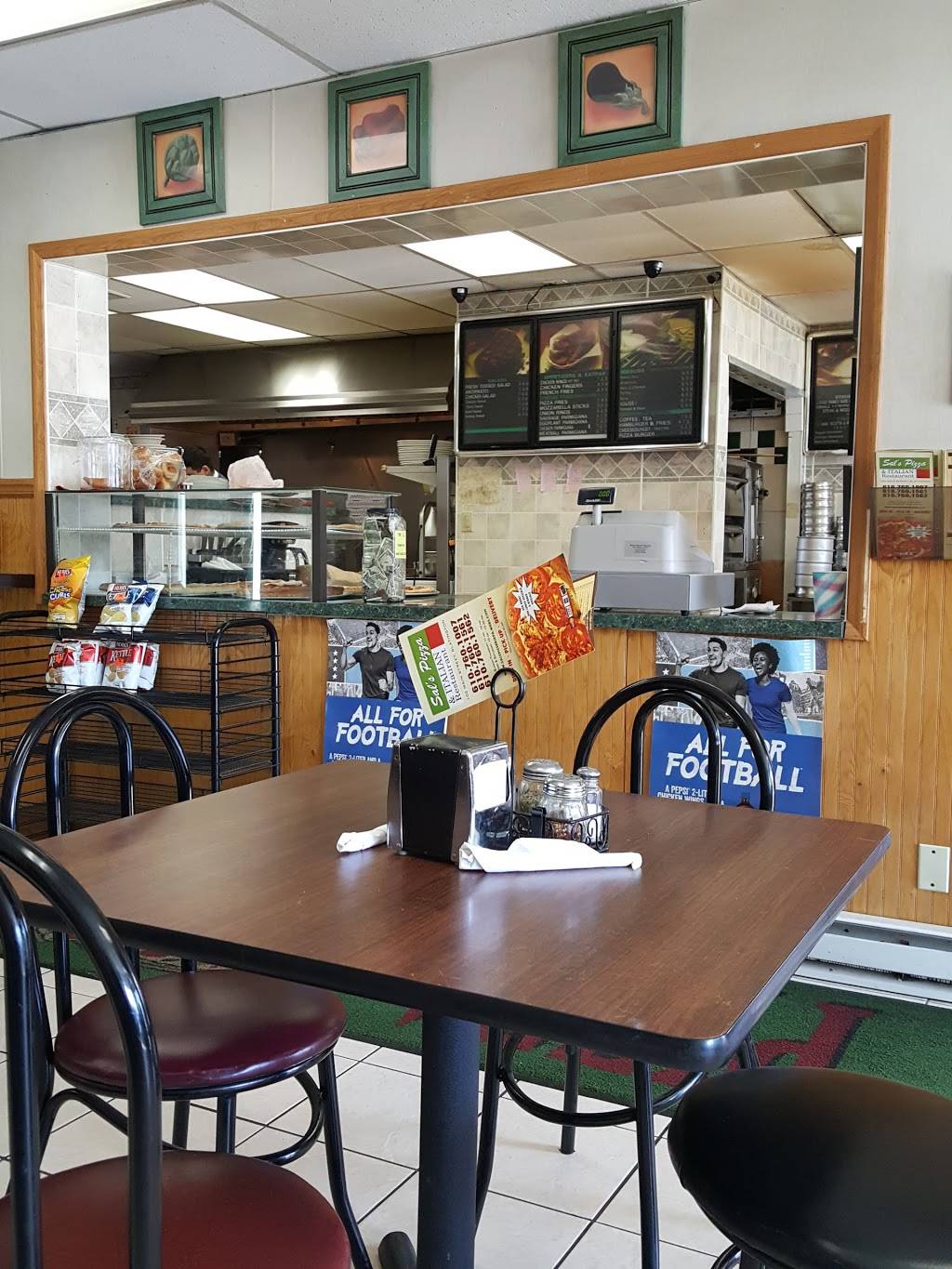 Sals Pizza & Family Restaurant | restaurant | 102 Main St, Slatington, PA 18080, USA | 6107601007 OR +1 610-760-1007
