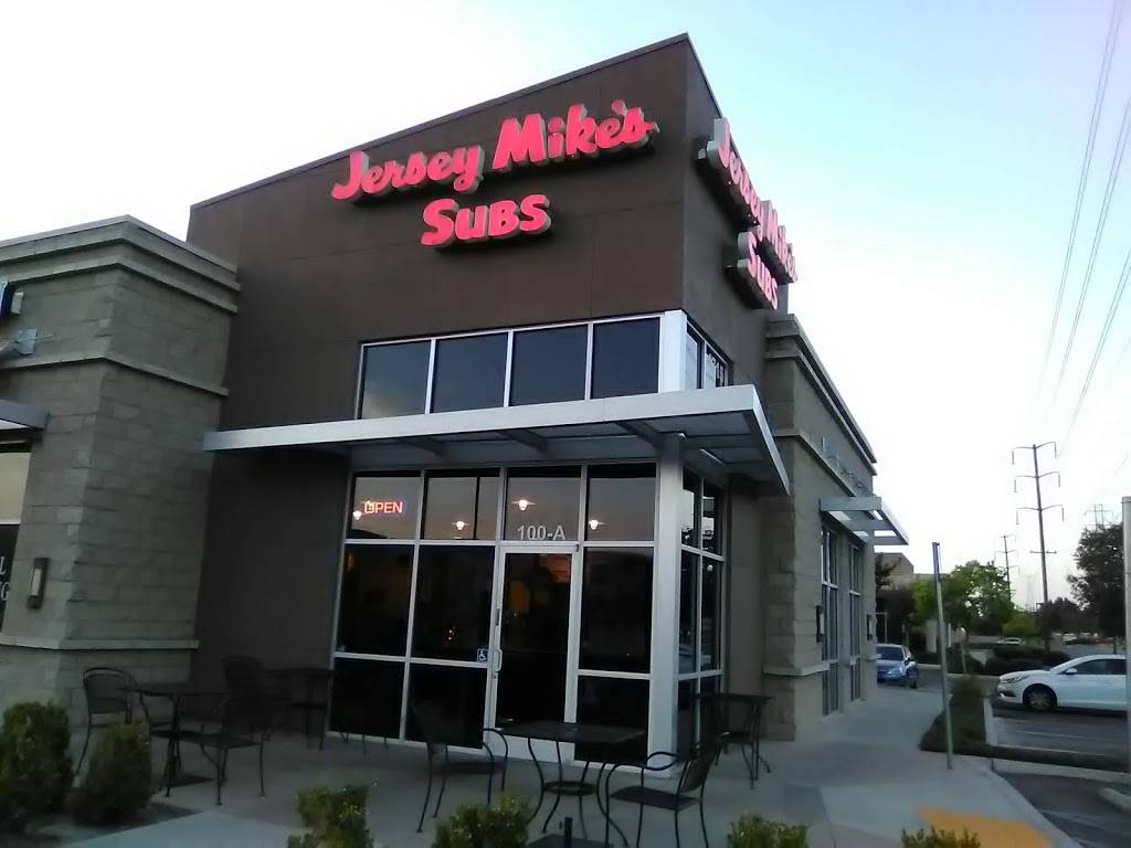 Jersey Mikes Subs | meal takeaway | 4715 Coffee Rd, Bakersfield, CA 93308, USA | 6615882711 OR +1 661-588-2711