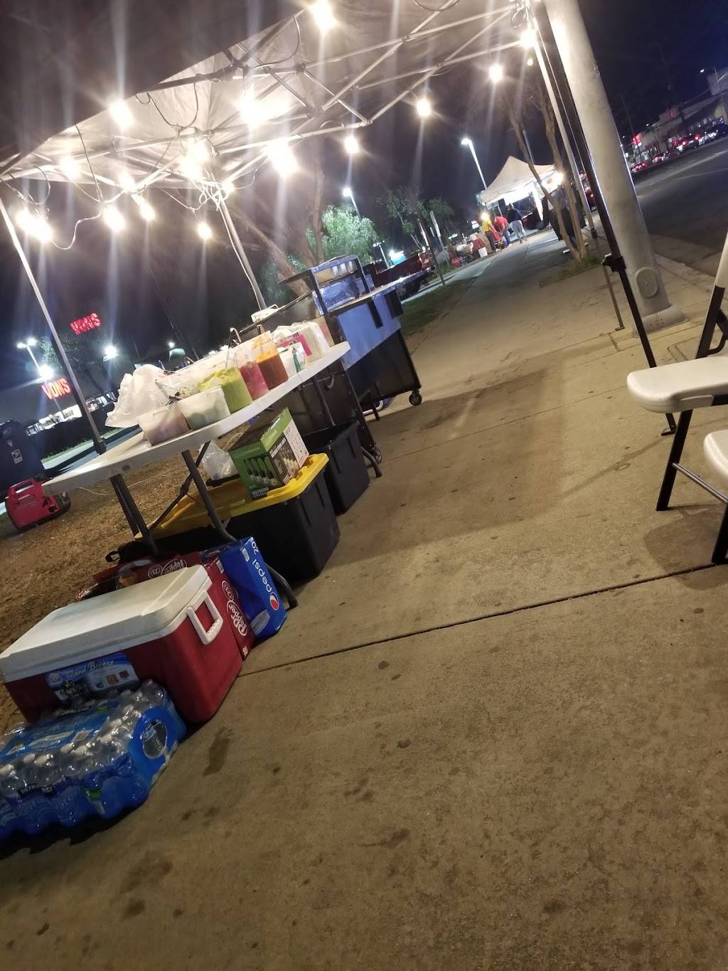 Sylmar Tacos | restaurant | 13700 Foothill Blvd, Sylmar, CA 91342, USA | 8187470839 OR +1 818-747-0839